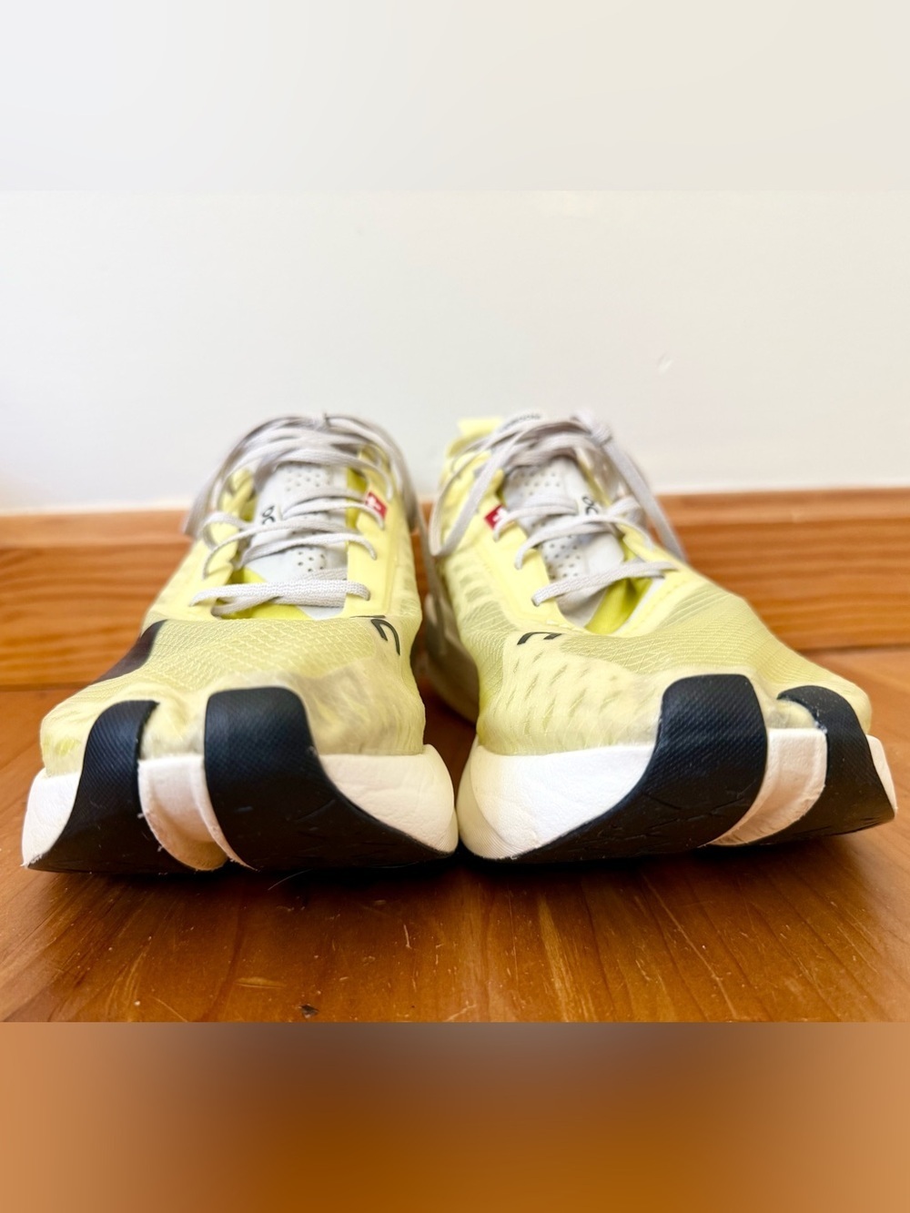 On Running Men's Cloudboom Strike Sneakers | Size 8 (EU 41) - Picture 5 of 12